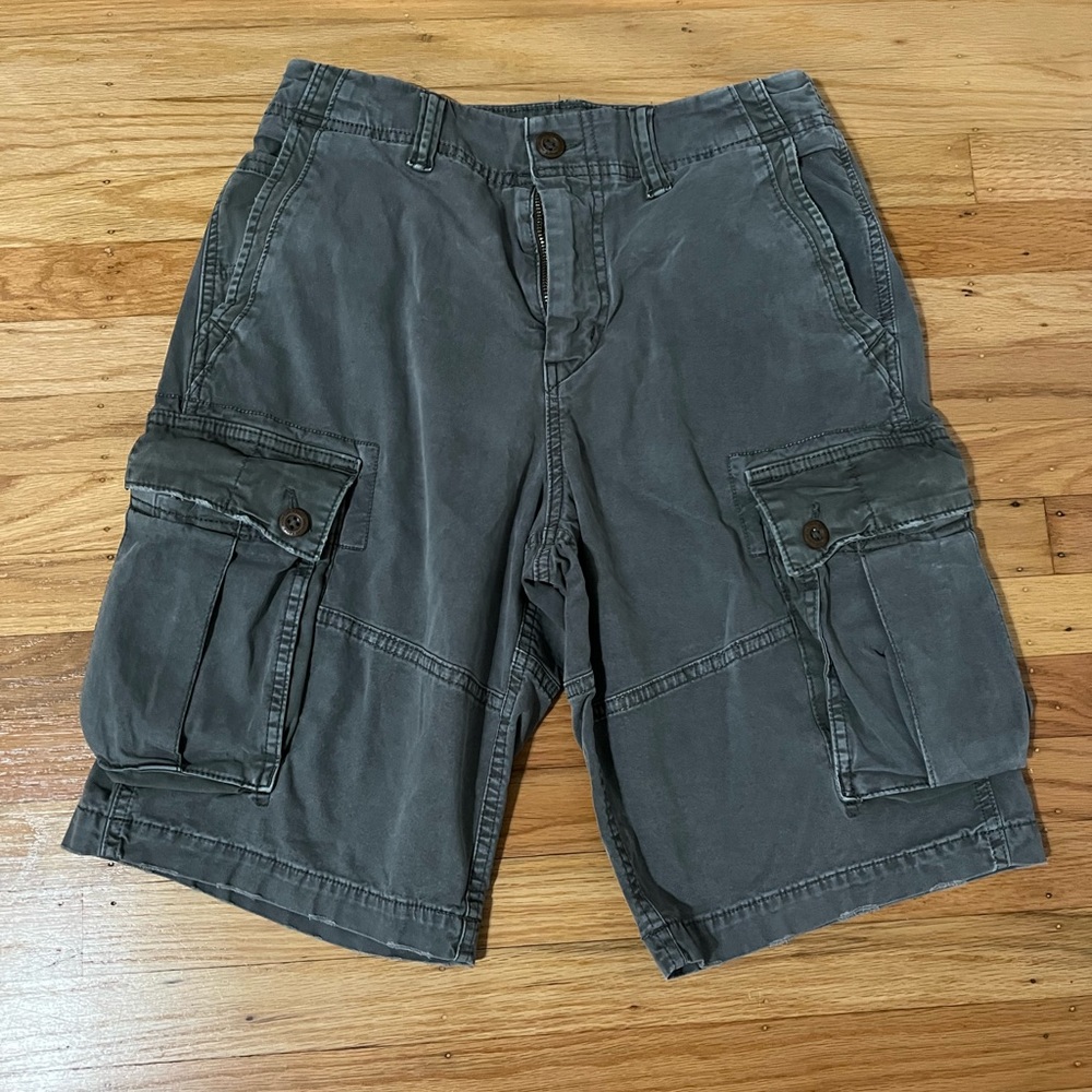 AMERICAN EAGLE NEXT LEVEL FLEX CARGO SHORTS 9” LENGTH WAIST 30 GREY